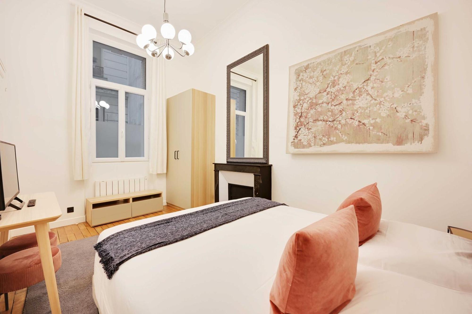 Beautiful Apt -1Br-4P- Tour Eiffel - Invalides Parijs Buitenkant foto