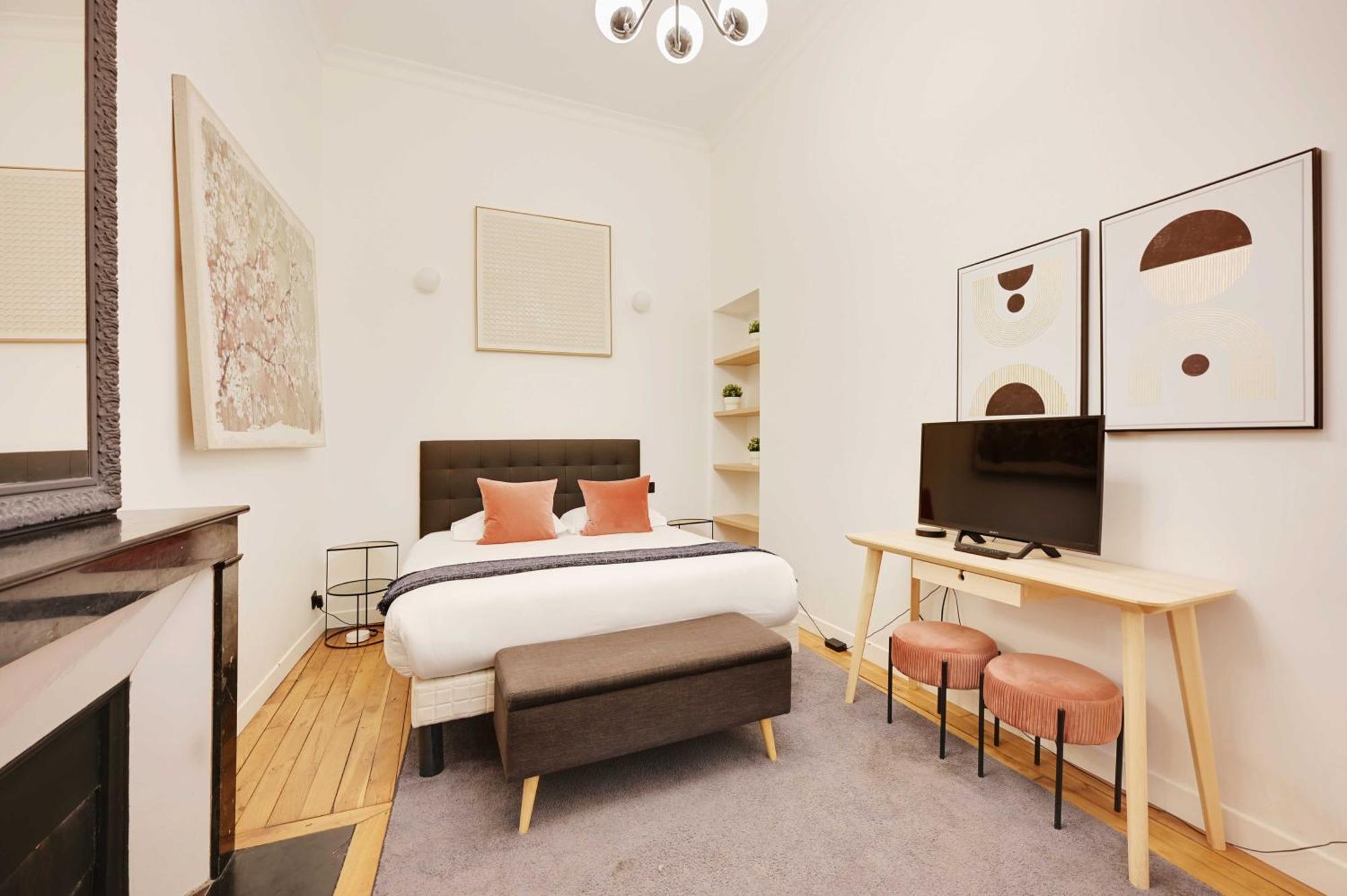 Beautiful Apt -1Br-4P- Tour Eiffel - Invalides Parijs Buitenkant foto
